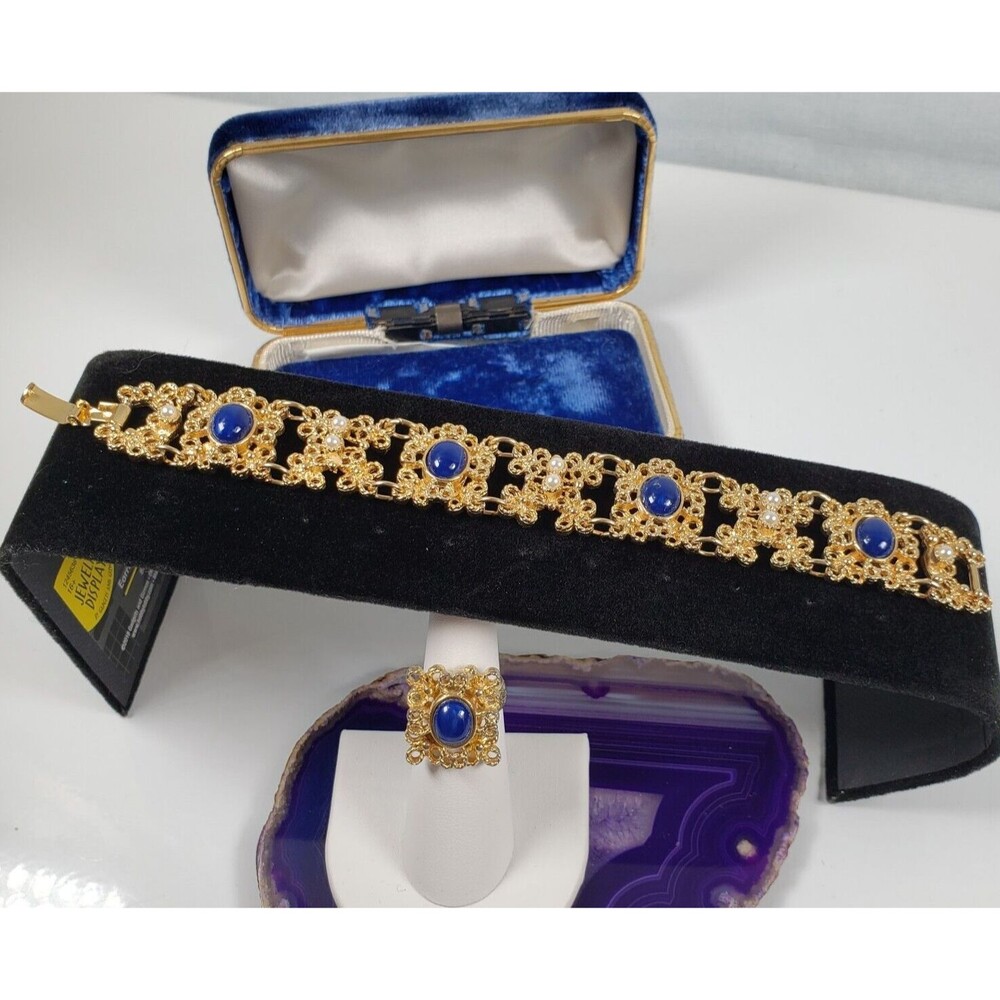 Vintage 1975 Sarah Coventry Victorian Blue Bracelet With Adjustable Ring Set - Picture 6 of 16
